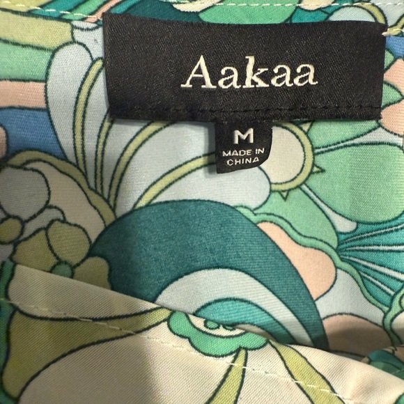 Aakaa Green and White Retro Mini Dress with Bishop Sleeves - Picture 4 of 4